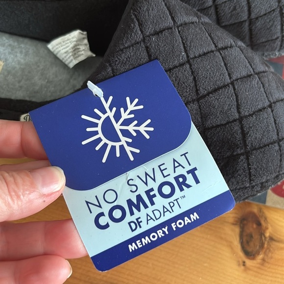 NWT Dearfoams Women's Memory Foam Washable Leslie Clog House Slipper, black 7-8 - Picture 5 of 8